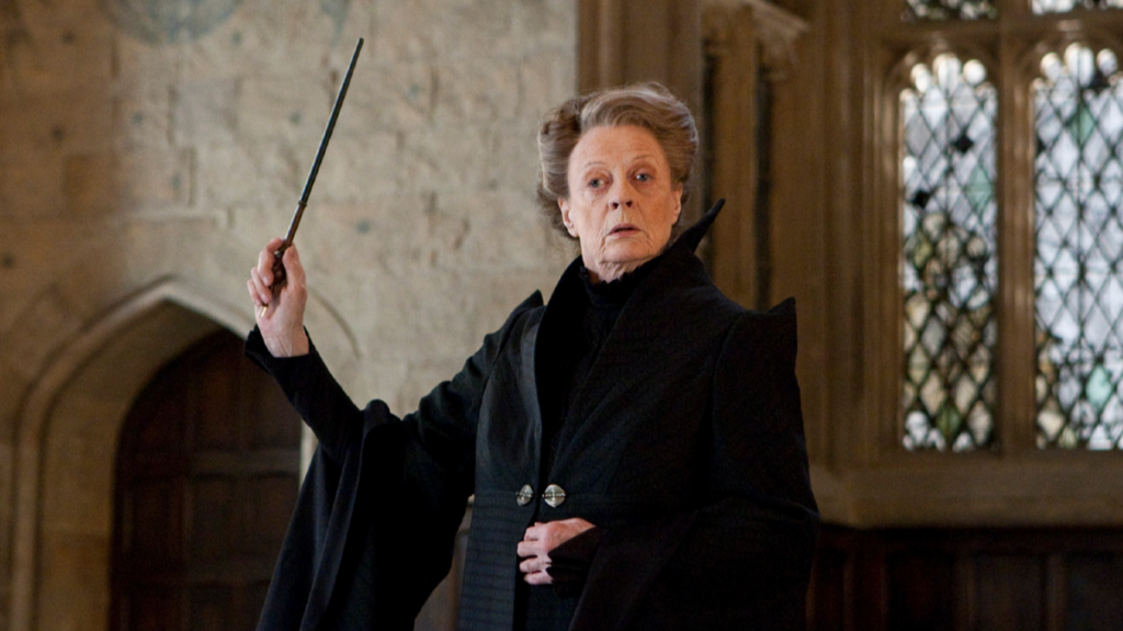 Les fans de Harry Potter ont déchiré le casting controversé de McGonagall: `` Elle est trop jeune ''